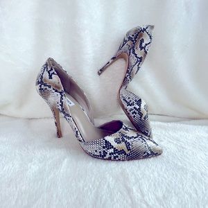 Steve Madden Giddy Snakeskin Pump Size 10